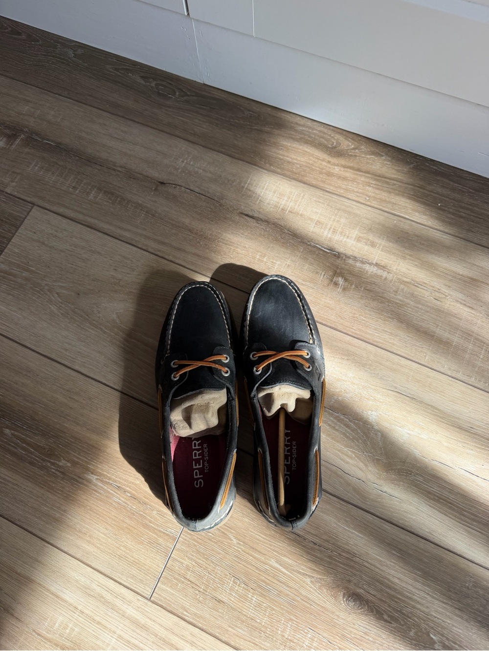 Sperry Men's Navy Boat Shoes with Tan Laces